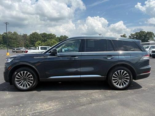2022 Lincoln Aviator Reserve AWD
