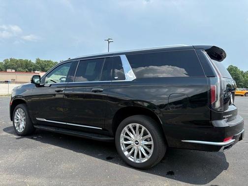2023 Cadillac Escalade ESV Premium Luxury