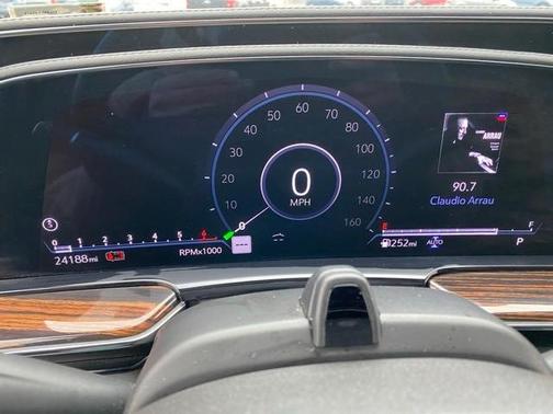2023 Cadillac Escalade ESV Premium Luxury