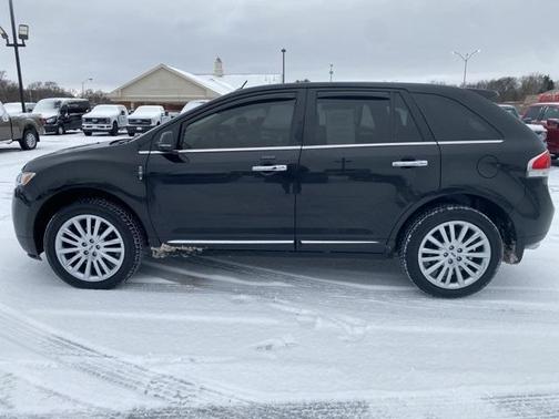 2015 Lincoln MKX Base