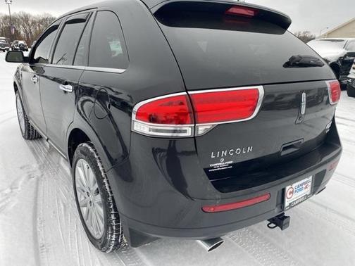 2015 Lincoln MKX Base