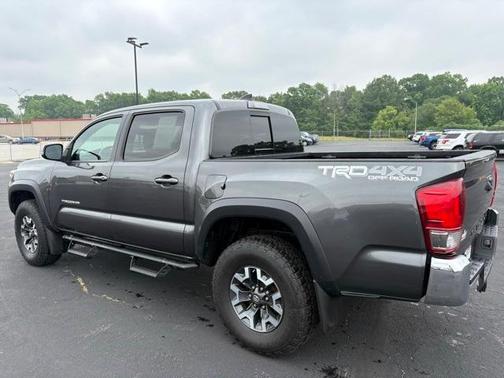 2017 Toyota Tacoma TRD Sport