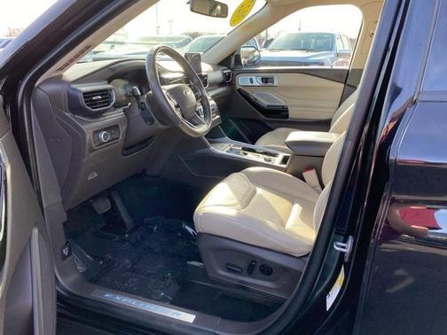 2022 Ford Explorer Platinum