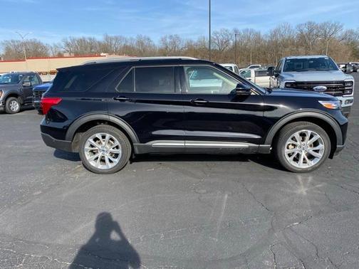 2022 Ford Explorer Platinum