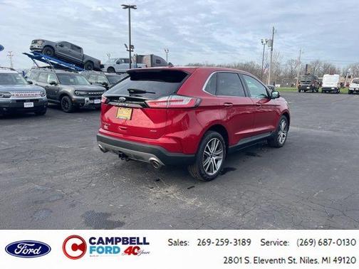 2022 Ford Edge Titanium