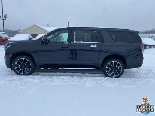 2023 Chevrolet Suburban RST