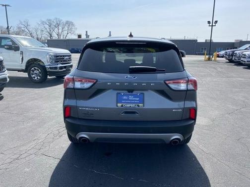 2021 Ford Escape Titanium