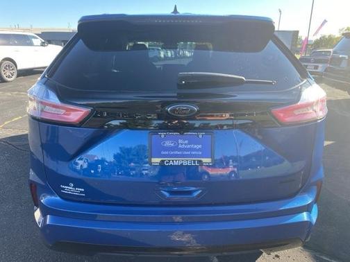 2022 Ford Edge SE
