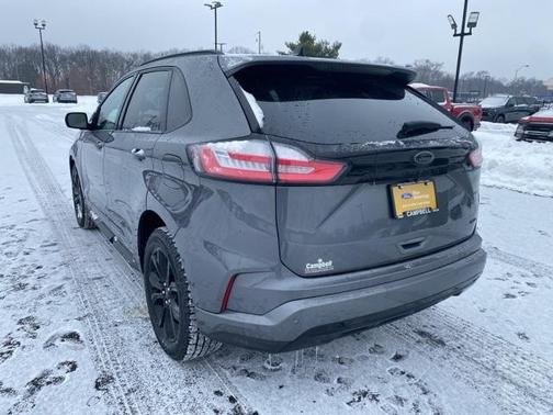 2023 Ford Edge SE