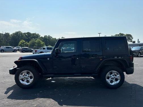 2013 Jeep Wrangler Unlimited Sahara