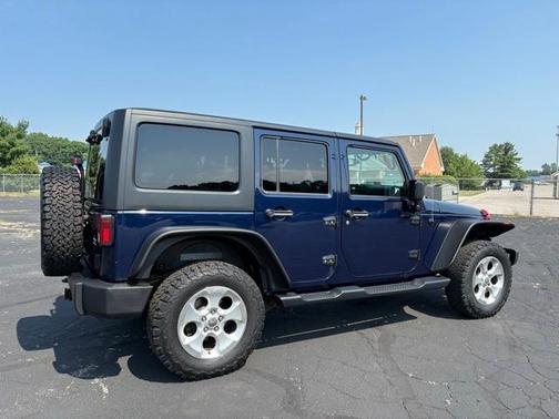 2013 Jeep Wrangler Unlimited Sahara