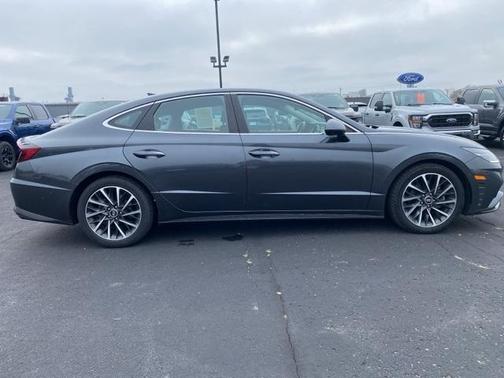 2023 Hyundai SONATA Limited