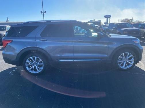 2022 Ford Explorer Platinum