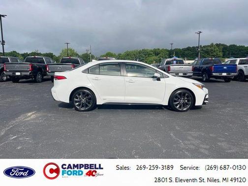 Ice 2026 Toyota Corolla Hybrid SE