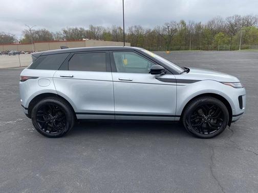2020 Land Rover Range Rover Evoque SE