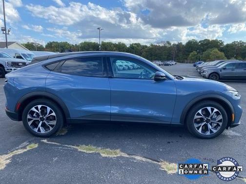 2024 Ford Mustang Mach-E Select