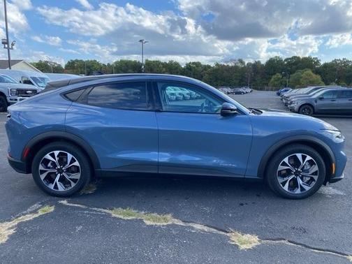 2024 Ford Mustang Mach-E Select