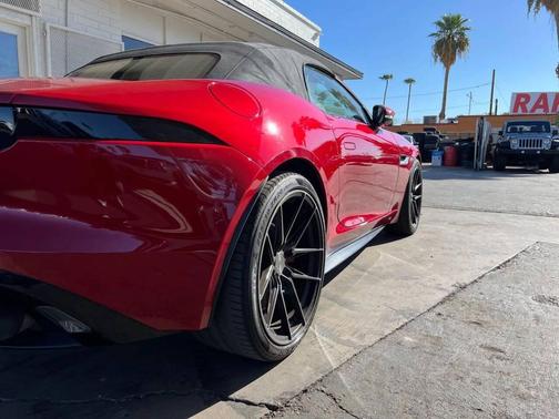 2015 Jaguar F-TYPE V8 S