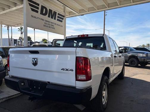 2019 RAM 1500 Classic SSV Crew Cab 4x4 5'7' Box