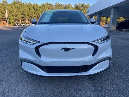 2022 Ford Mustang Mach-E SELECT