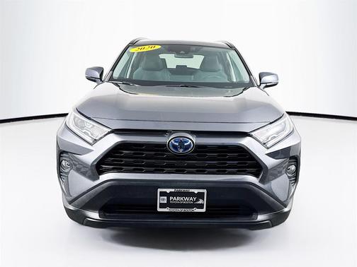 2020 Toyota RAV4 Hybrid XLE