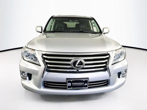2015 Lexus LX 570 Base