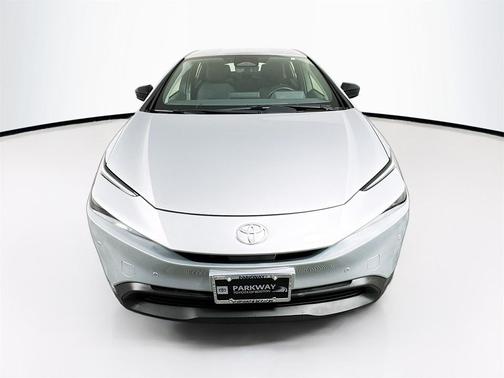 2023 Toyota Prius LE