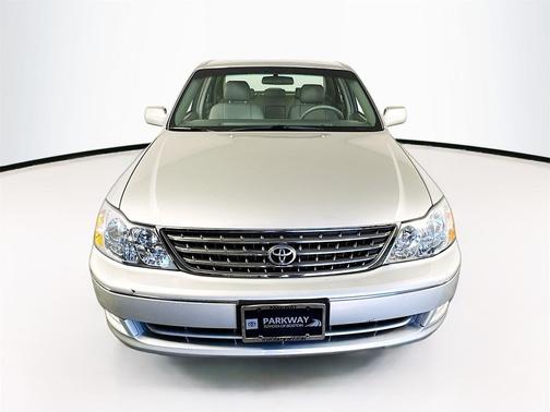 2003 Toyota Avalon XLS