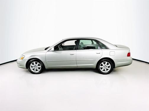 2003 Toyota Avalon XLS