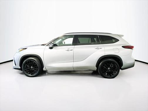 2024 Toyota Highlander XSE