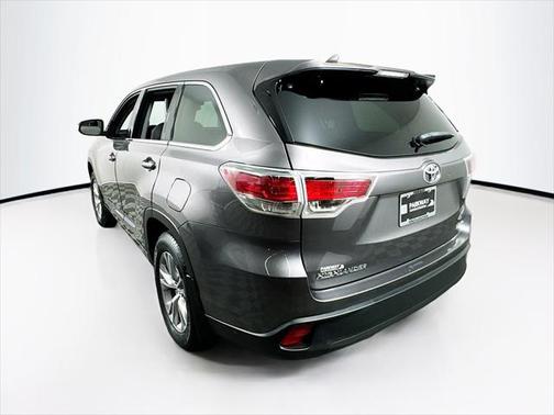 2016 Toyota Highlander LE