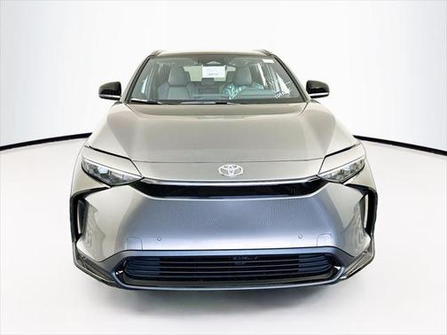 2025 Toyota bZ4X XLE