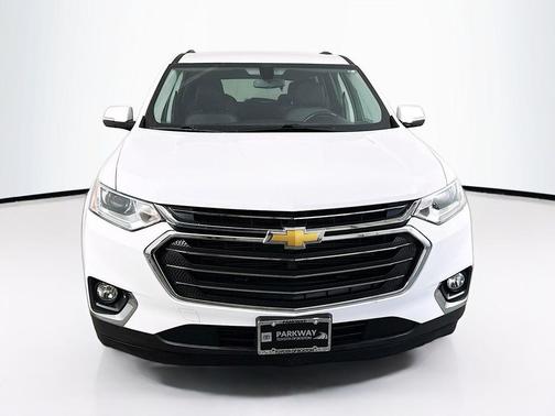 Summit White 2019 Chevrolet Traverse LT Cloth