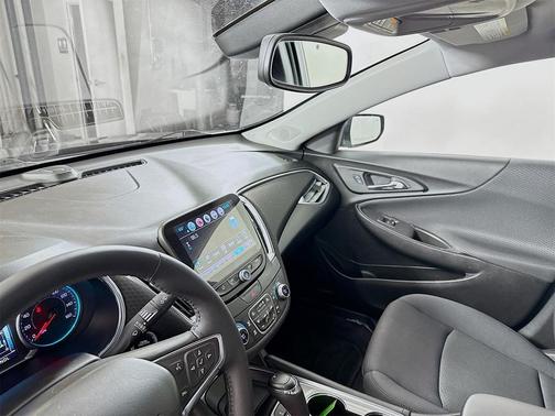 2017 Chevrolet Malibu Hybrid Base