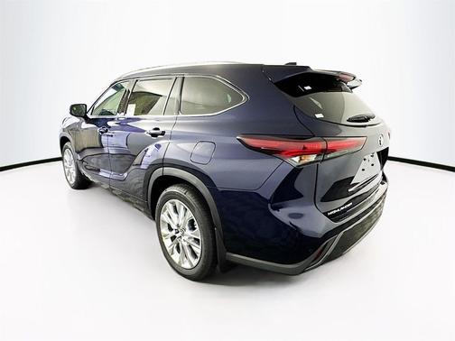 2026 Toyota Highlander Limited