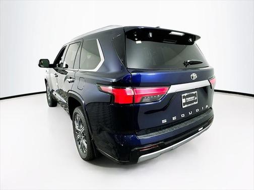 2025 Toyota Sequoia Base