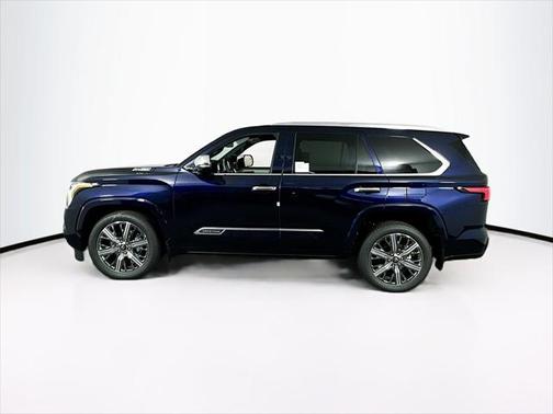2025 Toyota Sequoia Base