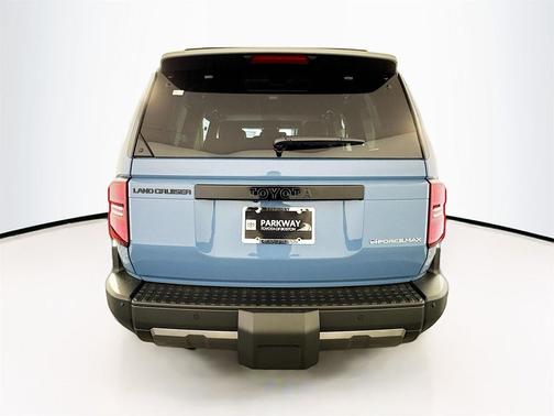 2025 Toyota Land Cruiser Base