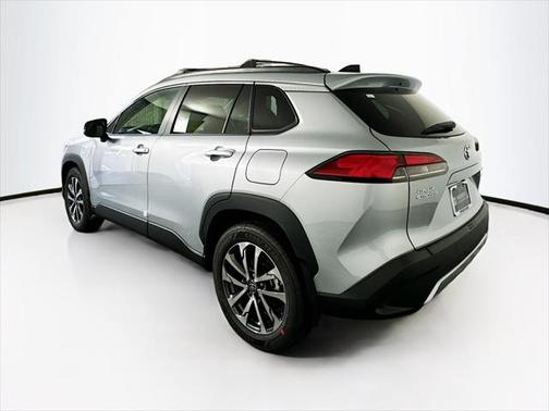 2025 Toyota Corolla Cross XLE