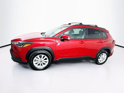 2023 Toyota Corolla Cross LE