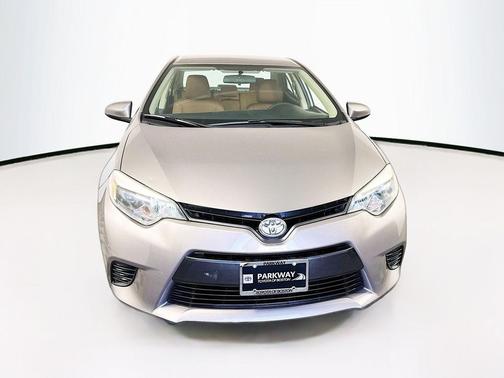 Brown 2016 Toyota Corolla L