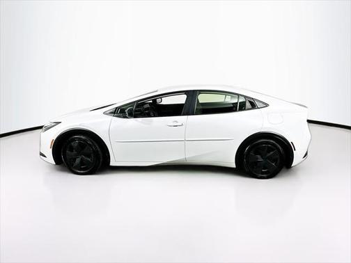 2024 Toyota Prius Prime SE