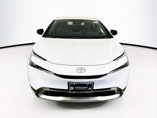 2024 Toyota Prius Prime SE