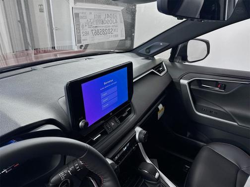 2025 Toyota RAV4 Hybrid SE