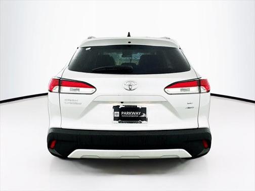 2025 Toyota Corolla Cross LE