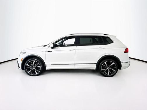 2022 Volkswagen Tiguan 2.0T SEL R-Line 4MOTION