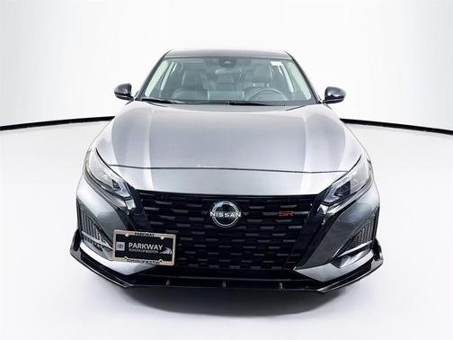 2025 Nissan Altima SR FWD