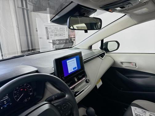 2025 Toyota Corolla Hybrid LE