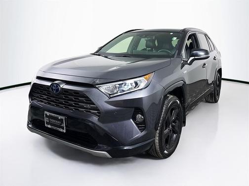 2020 Toyota RAV4 Hybrid SE