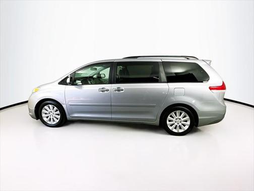 2011 Toyota Sienna Limited